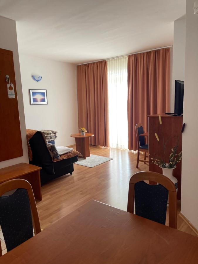 Villa Sunce Podgora Buitenkant foto